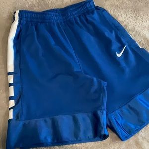 Nike Dri Fit Boys Athletic Blue Shorts Size L